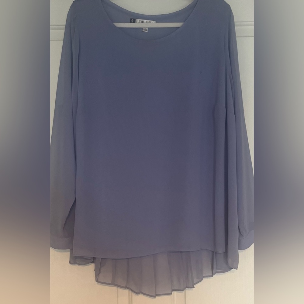 Jennifer Lopez blue top. Size 1XL